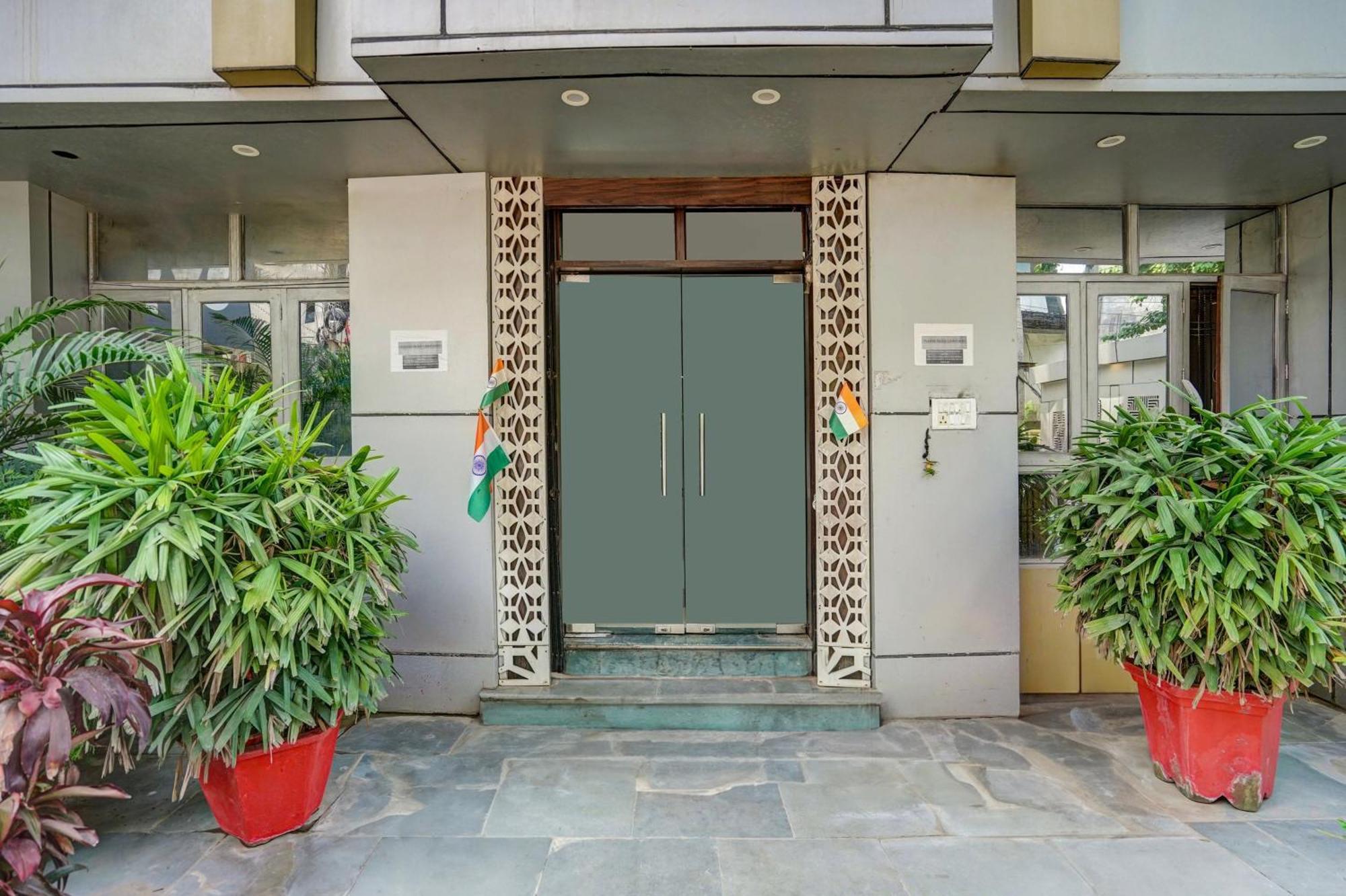 OYO 30849 Hotel Natraj INN Bijnaur Exterior foto